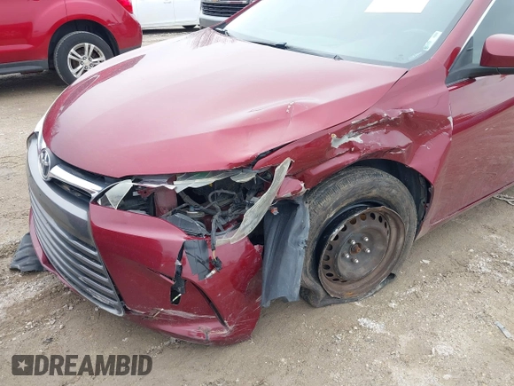 2016 Toyota Camry XLE with VIN 4T1BF1FKXGU533008, listed as a IAAI auction lot 41957727 with 184,022 mi miles. Bid and sale history available at carsss.com. Image 6.