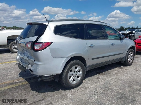 2015 Chevrolet Traverse LS with VIN 1GNKRFED8FJ336647, listed as a IAAI auction lot 41888467 with 108,458 mi miles. Bid and sale history available at carsss.com. Image 4.