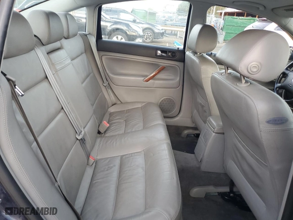 2002 Volkswagen Passat GLX with VIN WVWTH63B82P070975, listed as a Copart auction lot 69512334 with 174,829 mi miles and Salvage Title. Bid and sale history available at carsss.com. Image 11.