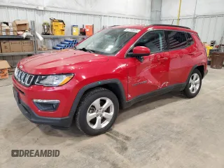 2017 Jeep Compass Latitude z VIN 3C4NJCBB6HT672694, wystawiony jako Copart lot #61753625 z przebiegiem 62 592 mil mil oraz Nie do naprawy • Non repairable. Historia ofert i sprzedaży dostępna na DreamBid. Obrazek 1.