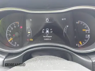 2021 Jeep Grand Cherokee Limited with VIN 1C4RJFBG5MC665126, listed as a IAAI auction lot 42277069 with 114,232 mi miles and . Bid and sale history available at DreamBid. Image 7.