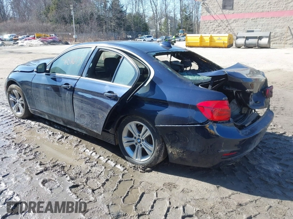 2017 BMW 3 Series 330i xDrive with VIN WBA8D9G39HNU62595, listed as a IAAI auction lot 41811673 with 1 mi miles. Bid and sale history available at carsss.com. Image 3.