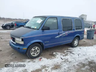 1997 GMC Safari z VIN 1GDDM19W0VB545092, wystawiony jako IAAI lot #41572568 z przebiegiem Nie podano mil oraz . Historia ofert i sprzedaży dostępna na DreamBid. Obrazek 16.