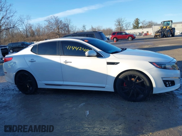 2015 Kia Optima SX Turbo with VIN 5XXGR4A67FG355530, listed as a IAAI auction lot 41442418 with 67,080 mi miles. Bid and sale history available at carsss.com. Image 13.