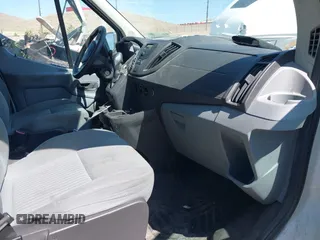 2016 Ford Transit с VIN 1FDBF9ZM8GKA85326, выставлен на аукционе IAAI как лот 42427897 с пробегом Не указан миль и . История ставок и продаж доступна на DreamBid. Изображение 5.