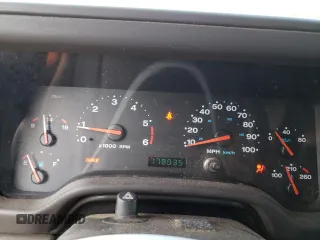 2002 Jeep Wrangler X z VIN 1J4FA39S12P759967, wystawiony jako Copart lot #57851495 z przebiegiem 178 035 mil mil oraz Szkoda całkowita • Salvage title. Historia ofert i sprzedaży dostępna na DreamBid. Obrazek 9.