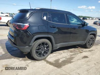 2022 Jeep Compass Latitude with VIN 3C4NJCBB0NT218131, listed as a Copart auction lot 58042105 with 45,475 mi miles and Salvage title. Bid and sale history available at DreamBid. Image 3.