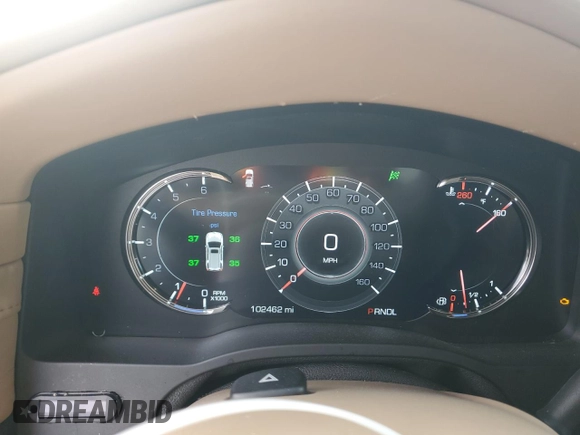2018 Cadillac Escalade Platinum z VIN 1GYS4DKJXJR196594, wystawiony jako Copart lot #84545204 z przebiegiem 102 462 mil mil oraz Szkoda całkowita • Salvage title. Historia ofert i sprzedaży dostępna na DreamBid. Obrazek 9.