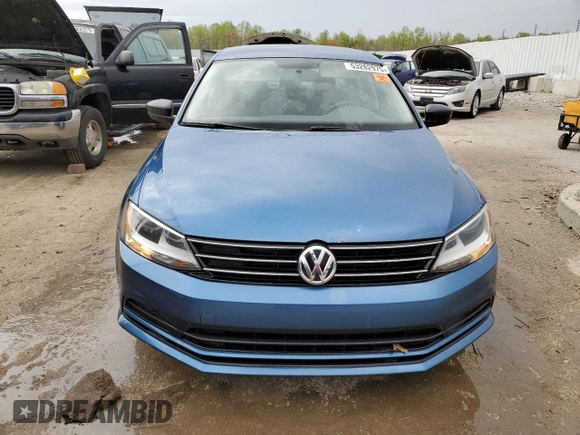 2015 Volkswagen Jetta SE with VIN 3VWD17AJXFM298414, listed as a Copart auction lot 53282975 with 69,452 mi miles and Non repairable. Bid and sale history available at DreamBid. Image 5.