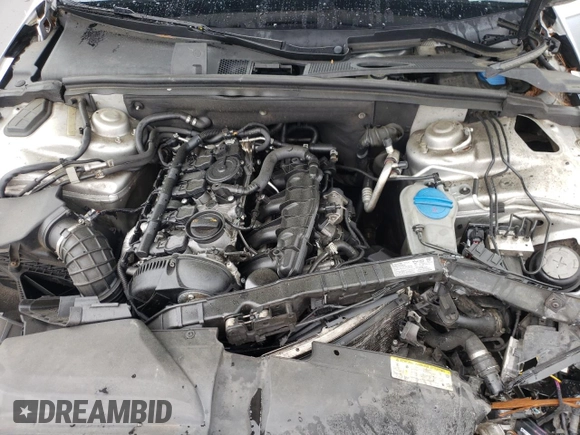 2012 Audi A4 Premium Plus z VIN WAUFFAFL8CN011431, wystawiony jako Copart lot #58014155 z przebiegiem Nie podano mil oraz Szkoda całkowita • Salvage title. Historia ofert i sprzedaży dostępna na DreamBid. Obrazek 11.