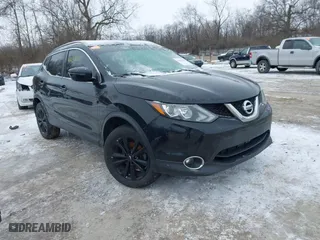 2017 Nissan Rogue Sport SV with VIN JN1BJ1CR4HW103777, listed as a IAAI auction lot 41634359 with 154,010 mi miles. Bid and sale history available at carsss.com. Image 1.