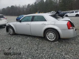 2007 Chrysler 300 with VIN 2C3KA43R57H821192, listed as a Copart auction lot 46125545 with 106,717 mi miles and Salvage Title. Bid and sale history available at carsss.com. Image 2.