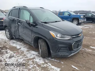 2019 Chevrolet Trax LT with VIN KL7CJPSB6KB873807, listed as a IAAI auction lot 41555685 with 120,844 mi miles. Bid and sale history available at carsss.com. Image 1.
