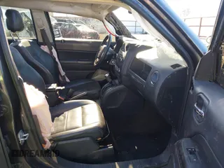 2015 Jeep Patriot High Altitude with VIN 1C4NJRFB9FD376651, listed as a IAAI auction lot 41416297 with 121,690 mi miles and . Bid and sale history available at carsss.com. Image 5.