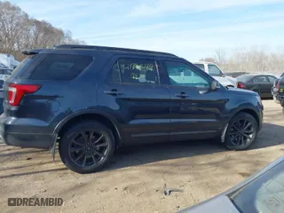2017 Ford Explorer XLT with VIN 1FM5K8D85HGB46116, listed as a IAAI auction lot 41896489 with 127,615 mi miles. Bid and sale history available at carsss.com. Image 12.