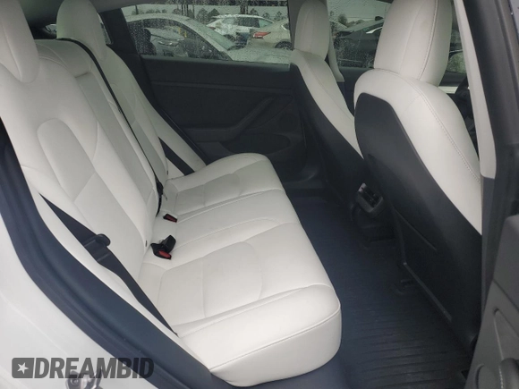 2021 Tesla Model 3 Standard Range Plus z VIN 5YJ3E1EA8MF978095, wystawiony jako Copart lot #45689495 z przebiegiem 44 375 mil mil oraz Szkody całkowita. Historia ofert i sprzedaży dostępna na DreamBid. Obrazek 10.