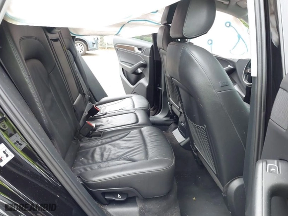 2016 Audi Q5 Premium with VIN WA1C2AFP9GA048614, listed as a IAAI auction lot 40426790 with 103,918 mi miles. Bid and sale history available at carsss.com. Image 8.