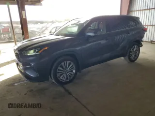 2022 Toyota Highlander Platinum z VIN 5TDFZRBH4NS190039, wystawiony jako Copart lot #46864285 z przebiegiem 42 837 mil mil oraz Szkoda całkowita • Salvage title. Historia ofert i sprzedaży dostępna na DreamBid. Obrazek 1.