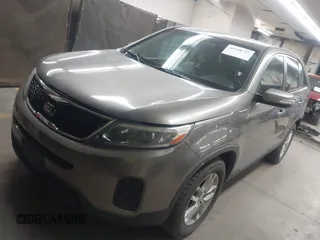 2015 Kia Sorento LX with VIN 5XYKT3A62FG629203, listed as a IAAI auction lot 40448787 with 114,429 mi miles. Bid and sale history available at carsss.com. Image 18.