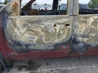 2014 GMC Sierra 1500 SLT with VIN 1GTV2VEC2EZ203927, listed as a Copart auction lot 64174994 with 0 mi miles and Salvage Title. Bid and sale history available at carsss.com. Image 7.