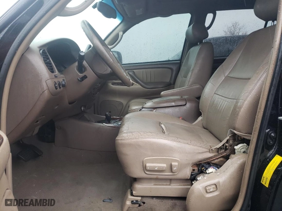 2004 Toyota Sequoia Limited with VIN 5TDBT48A04S211643, listed as a Copart auction lot 51184335 with 131,218 mi miles and Clean Title. Bid and sale history available at carsss.com. Image 7.