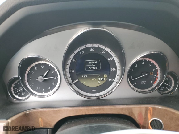 2012 Mercedes-Benz E-Class E 350 Luxury with VIN WDDHF5KB1CA565052, listed as a Copart auction lot 47749595 with 229,564 mi miles and Salvage Title. Bid and sale history available at carsss.com. Image 9.