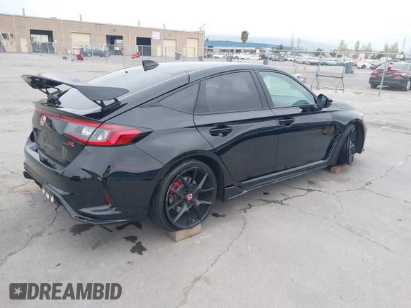 2023 Honda Civic Type R z VIN JHMFL5G44PX002339, wystawiony jako IAAI lot #42072502 z przebiegiem 27 940 mil mil oraz . Historia ofert i sprzedaży dostępna na DreamBid. Obrazek 4.