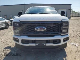 2024 Ford F-250 XL with VIN 1FT8W2BAXREE61516, listed as a Copart auction lot 62951005 with 6,709 mi miles and Salvage title. Bid and sale history available at DreamBid. Image 5.