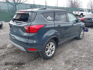 2019 Ford Escape SEL with VIN 1FMCU9HD6KUC44479, listed as a IAAI auction lot 41883497 with 98,789 mi miles. Bid and sale history available at carsss.com. Image 4.