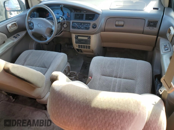 2002 Toyota Sienna CE with VIN 4T3ZF19C92U421626, listed as a Copart auction lot 80562414 with 198,305 mi miles and Non Repairable. Bid and sale history available at carsss.com. Image 8.