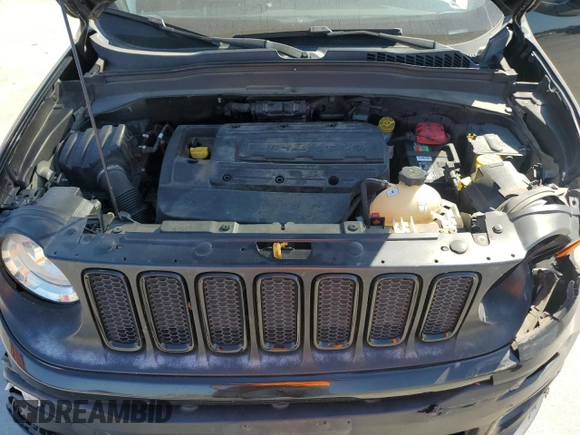2018 Jeep Renegade Latitude z VIN ZACCJABHXJPH57762, wystawiony jako Copart lot #77772334 z przebiegiem 119 558 mil mil oraz Szkoda całkowita • Salvage title. Historia ofert i sprzedaży dostępna na DreamBid. Obrazek 12.