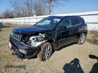 2024 Jeep Compass Latitude Lux with VIN 3C4NJDFN1RT104509, listed as a Copart auction lot 45454915 with 31 mi miles and Salvage title. Bid and sale history available at DreamBid. Image 1.