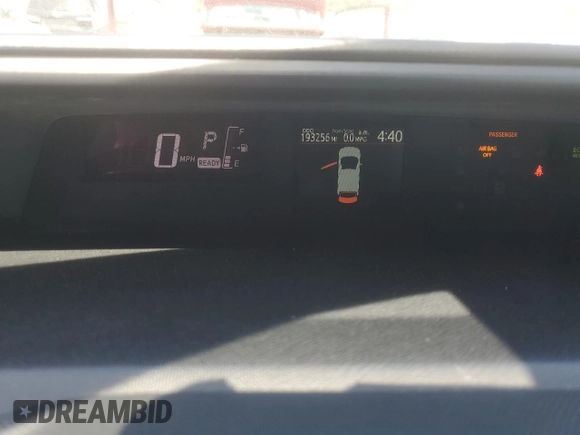 2017 Toyota Prius One z VIN JTDKDTB38H1592890, wystawiony jako Copart lot #59017725 z przebiegiem 193 256 mil mil oraz Szkoda całkowita • Salvage title. Historia ofert i sprzedaży dostępna na DreamBid. Obrazek 9.