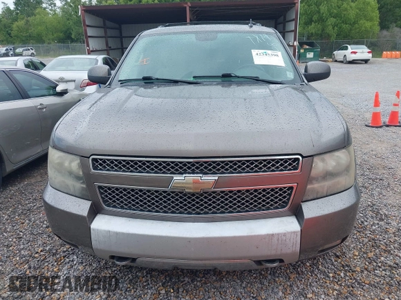 2011 Chevrolet Tahoe LT with VIN 1GNSCBE08BR163408, listed as a IAAI auction lot 42345398 with 283,718 mi miles and . Bid and sale history available at DreamBid. Image 12.