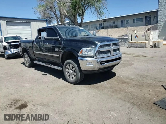 2017 Ram 2500 Longhorn z VIN 3C6UR5GL4HG539532, wystawiony jako Copart lot #54075865 z przebiegiem 88 878 mil mil oraz Szkoda całkowita • Salvage title. Historia ofert i sprzedaży dostępna na DreamBid. Obrazek 13.