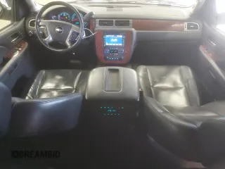 2009 Chevrolet Tahoe LTZ with VIN 1GNFK33059R294559, listed as a Copart auction lot 59545335 with 173,672 mi miles and Clean title. Bid and sale history available at DreamBid. Image 8.