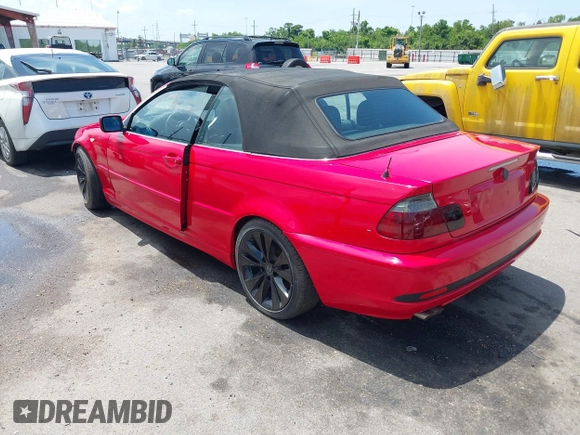 2005 BMW 3 Series 325Ci z VIN WBABW33485PL35042, wystawiony jako IAAI lot #42353957 z przebiegiem 100 495 mil mil oraz . Historia ofert i sprzedaży dostępna na DreamBid. Obrazek 3.