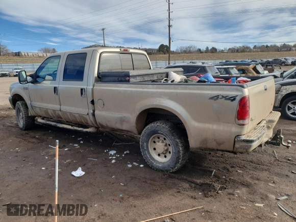 2000 Ford Super Duty F-250 XL with VIN 1FTNW21S4YEC53921, listed as a Copart auction lot 43639375 with 259,713 mi miles and Clean Title. Bid and sale history available at carsss.com. Image 2.