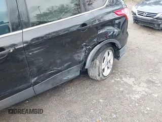 2014 Ford Escape SE с VIN 1FMCU0GX3EUC38084, выставлен на аукционе IAAI как лот 38231507 с пробегом 157 955 миль миль и . История ставок и продаж доступна на DreamBid. Изображение 6.