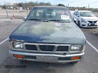 1994 Nissan Frontier z VIN 1N6SD11S4RC322264, wystawiony jako IAAI lot #41325955 z przebiegiem 153 524 mil mil oraz . Historia ofert i sprzedaży dostępna na DreamBid. Obrazek 6.