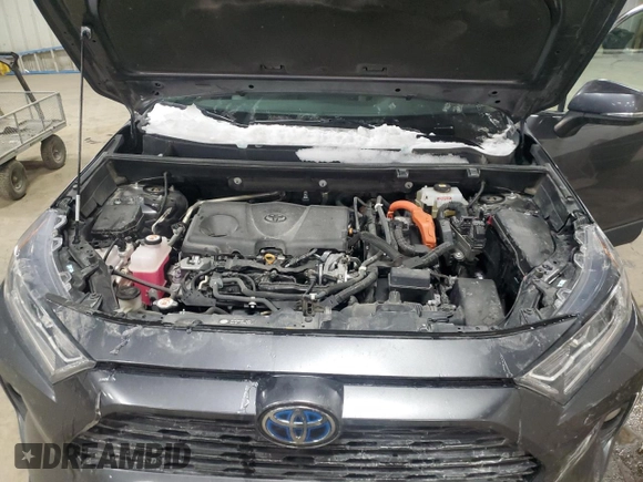 2021 Toyota RAV4 Hybrid LE with VIN 4T3B6RFV8MU009416, listed as a Copart auction lot 45218725 with 132,840 mi miles and Salvage Title. Bid and sale history available at carsss.com. Image 13.