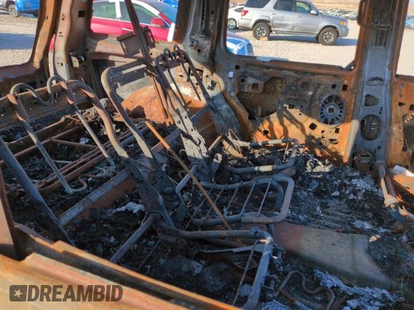 2002 Ford Explorer Limited z VIN 1FMDU75E72ZA23482, wystawiony jako Copart lot #42353845 z przebiegiem Nie podano mil oraz Nie do naprawy • Non repairable. Historia ofert i sprzedaży dostępna na DreamBid. Obrazek 10.