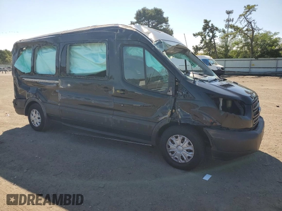 2019 Ford Transit Passenger XL with VIN 1FBAX2CM5KKB06028, listed as a Copart auction lot 70045494 with 193,889 mi miles and Salvage Title. Bid and sale history available at carsss.com. Image 4.