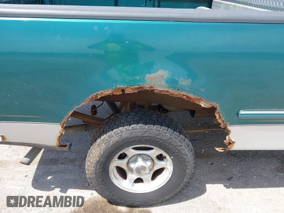 1998 Ford F-150 with VIN 1FTZF18W6WNA66276, listed as a IAAI auction lot 42266534 with 134,152 mi miles and . Bid and sale history available at DreamBid. Image 6.