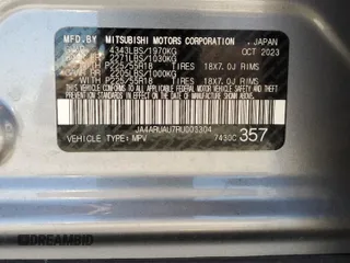 2024 Mitsubishi Outlander S z VIN JA4ARUAU7RU003304, wystawiony jako Copart lot #53675515 z przebiegiem 32 981 mil mil oraz Nie do naprawy. Historia ofert i sprzedaży dostępna na DreamBid. Obrazek 16.
