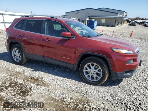 2017 Jeep Cherokee Latitude with VIN 1C4PJMCS5HW504164, listed as a Copart auction lot 48399395 with 120,186 mi miles and Salvage title. Bid and sale history available at DreamBid. Image 4.