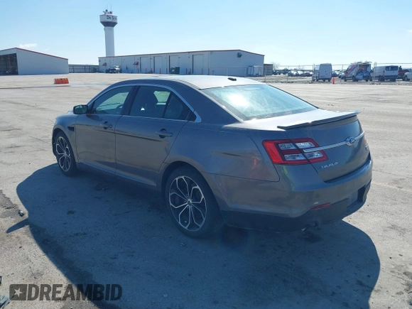2013 Ford Taurus SHO с VIN 1FAHP2KT0DG220825, выставлен на аукционе IAAI как лот 41851095 с пробегом 163 797 миль миль и . История ставок и продаж доступна на DreamBid. Изображение 3.