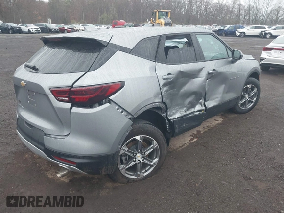 2023 Chevrolet Blazer LT с VIN 3GNKBHR40PS195292, выставлен на аукционе IAAI как лот 41935730 с пробегом 19 626 миль миль и . История ставок и продаж доступна на DreamBid. Изображение 4.