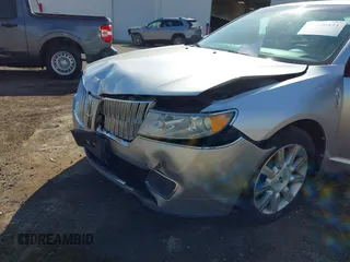 2011 Lincoln MKZ with VIN 3LNHL2GC1BR754870, listed as a IAAI auction lot 42220451 with 143,922 mi miles and . Bid and sale history available at DreamBid. Image 6.