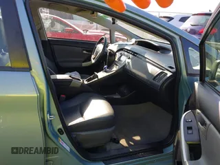 2014 Toyota Prius Four with VIN JTDKN3DUXE1818376, listed as a IAAI auction lot 39833114 with 138,302 mi miles. Bid and sale history available at carsss.com. Image 5.